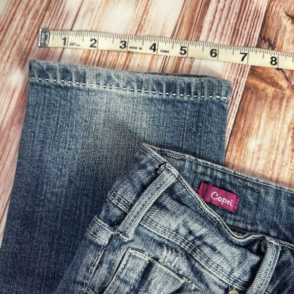 Vigoss CAPRI Size 1/2 26 Blue Low Rise Crop Jeans Denim Pants Long Shorts 26x16 - Picture 7 of 10